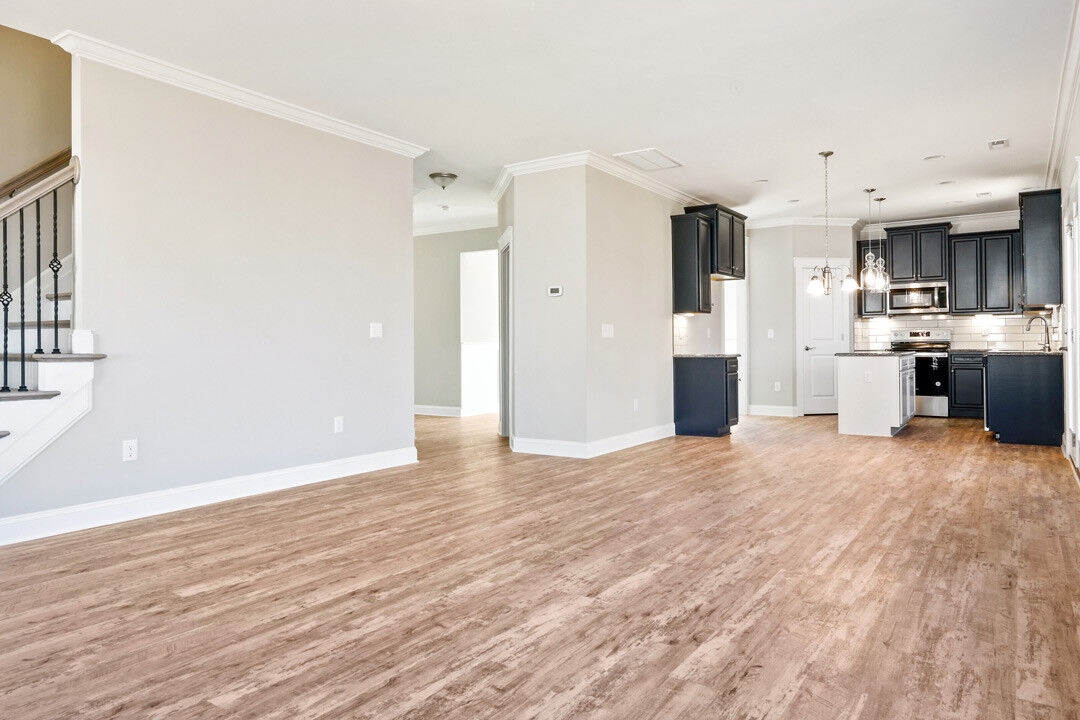 https://assets.windsorhomes.us/img/Lexington_F_SJR_lot39_7611-Mary-Ellen-Ct(8).jpg